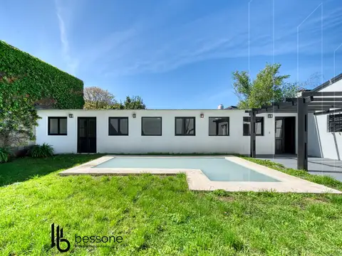 Casa en Venta en Los Pinares, USD 139.000