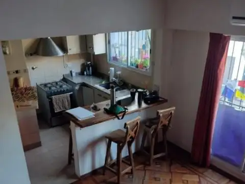 Depto Tipo Casa en Venta de 4 ambientes