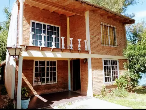 Casa en venta - 3 Dormitorios 1 Baño - Terravista