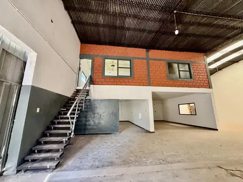 Galpon en Alquiler en Zona Este, $ 3.250.000