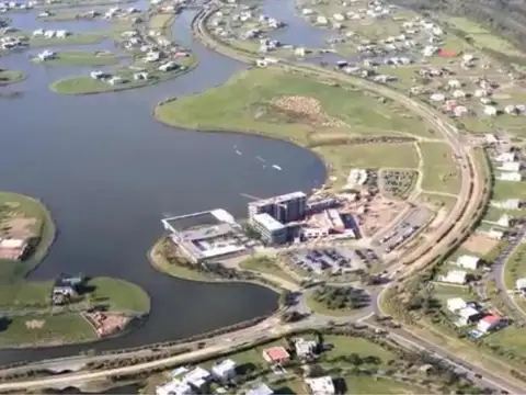 Terreno en venta - 850 mts2 - Puertos del Lago