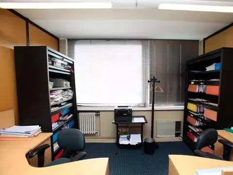 Av Rivadavia 700, Piso 5