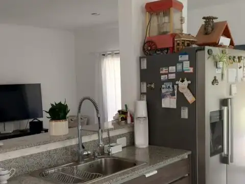 Casa en Venta al Este