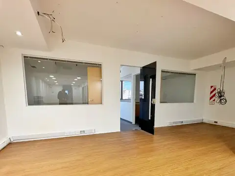 Oficina en Alquiler en Recoleta, USD 1.300