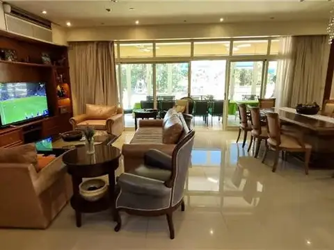 Casa en Venta en Ezeiza, USD 880.000