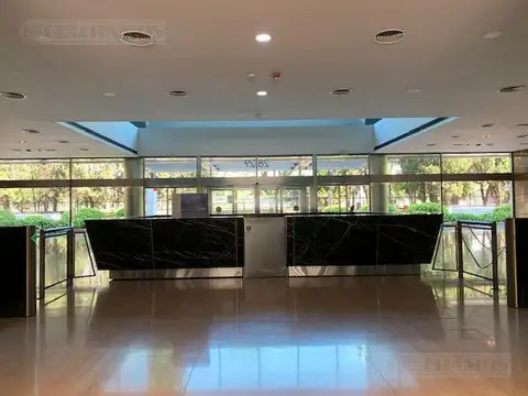 Alquiler de oficina de 700 m2 en Olivos