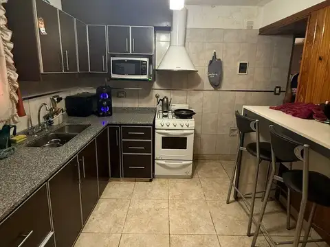 Depto Tipo Casa en Venta de 3 ambientes