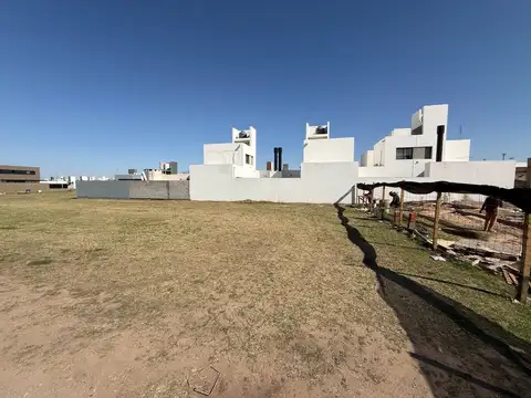 VENTA TERRENO APTO DÚPLEX SAN IGNACIO VILLAGE