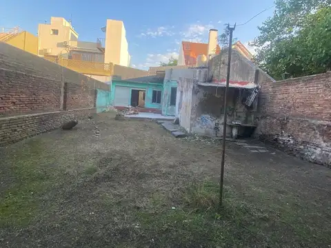 Avenida 12 de Octubre 300