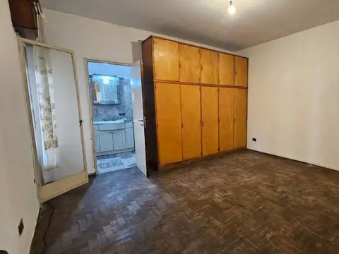 Depto Tipo Casa en Venta 24 años