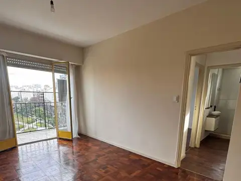 AV. FEDERICO LACROZE 2700, Piso 6