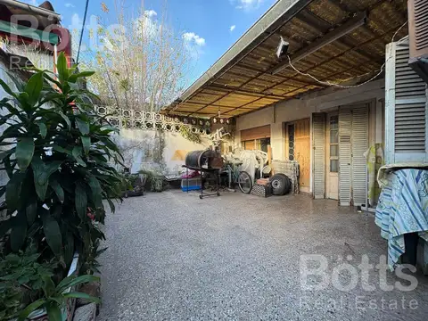 PH 4 Ambientes c/ Patio en Flores