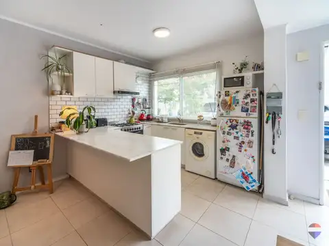 Depto Tipo Casa en Venta con 1 cocheras