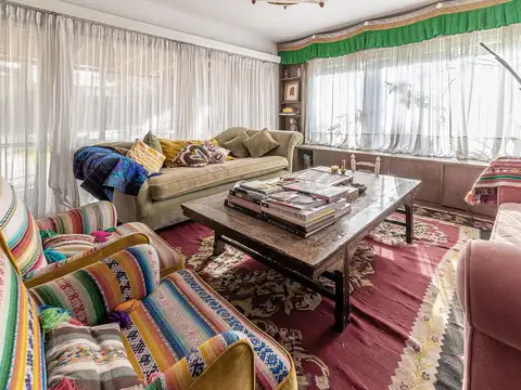 Casa en Venta en Los Angeles Village, USD 365.000