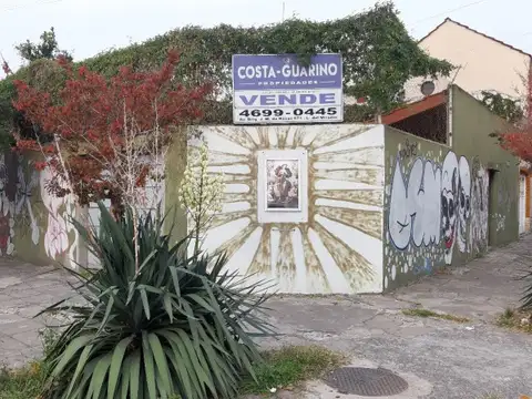 Terreno de 152m² en esquina Mansilla y Alcorta