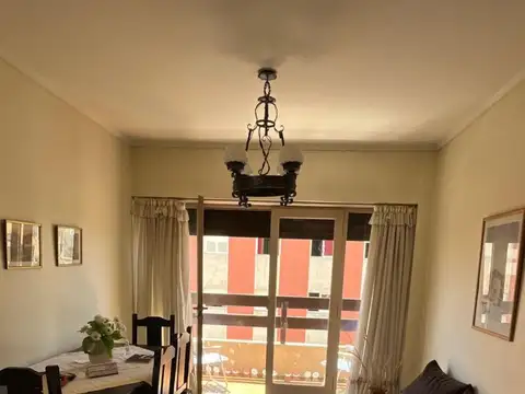 AV. INDEPENDENCIA 300