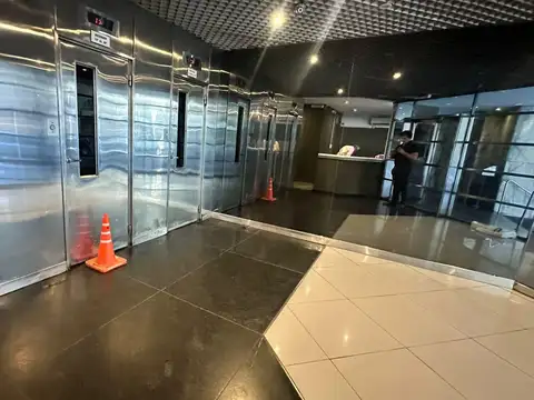 Oficina en Alquiler en Barrio Norte, $ 900.000