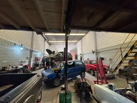 Galpon en Venta en Campana, USD 130.000