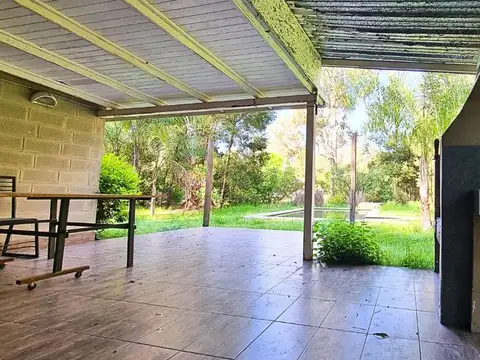 CASA QUINTA EN VENTA - BARRIO LOS BOSQUECITOS.