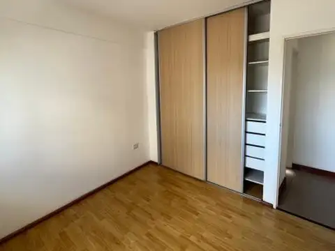 Departamento en Alquiler en Abasto, $ 750.000