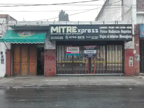 Casa con local sobre avenida RETASADO OPORTUNIDA MUY BUEN PRECIO