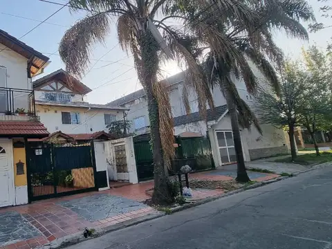 EN VENTA GRAN PROPIEDAD EN MARTIN CORONADO