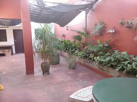 Depto Tipo Casa en Venta de 5 ambientes