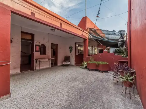 VENTA PH 5 AMBIENTES PARQUE AVELLANEDA GRAN PATIO