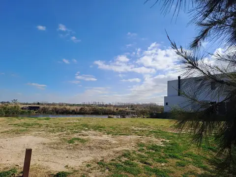 Terreno en Venta 15  mts Frente