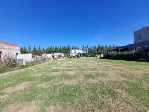 Lote en venta al agua - Aréa 1 - Barrio San Matías - Escobar