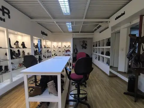 Galpon en Venta en Mataderos, USD 690.000