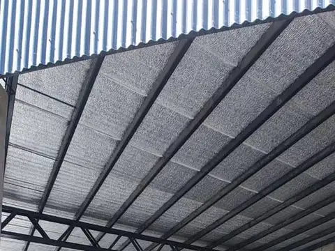 Locales a Estrenar en zona de mucha circulacion Belen de ESCOBAR