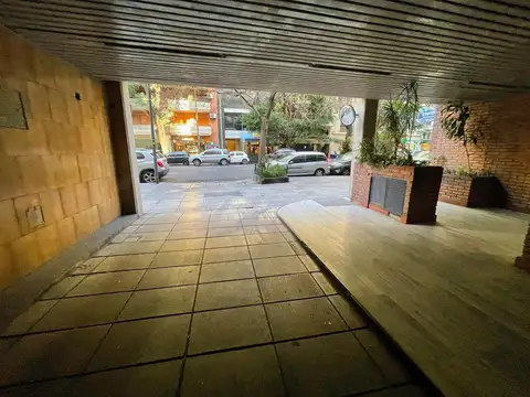 Cochera cubierta en Palermo con seguridad 24 hs
