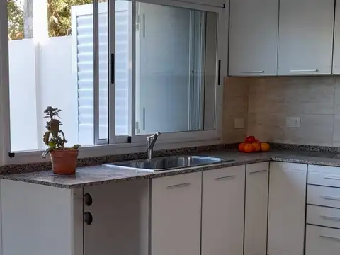 Departamento en Alquiler en Manuel Alberti, USD 750