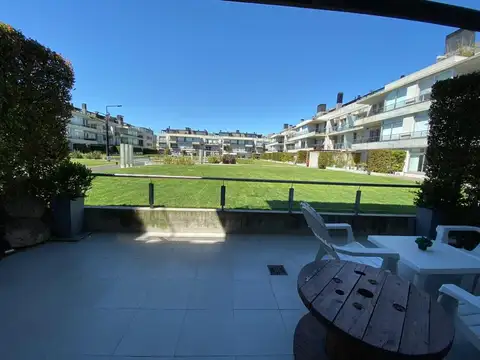 Departamento en Venta al Este