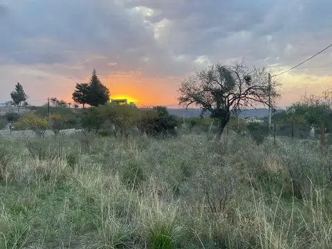 Lote esquina 1125 M2 Capilla del Monte B. Valenti