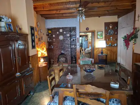 VENTA CASA 3 AMBIENTES EN CIUDADELA LOTE PROPIO