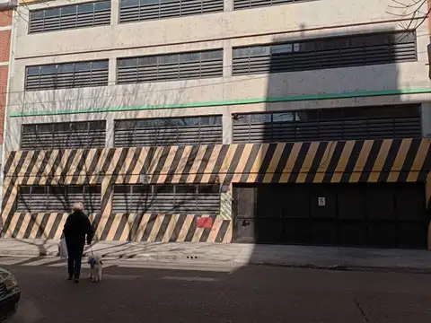 Cochera en venta - 12Mts2 - Balvanera