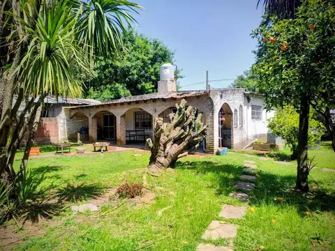 Casa con parque en Florencio Varela