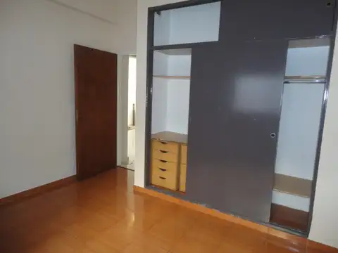 Depto Tipo Casa en Alquiler al Este