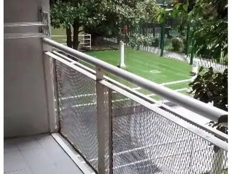 MUY LINDO 2 amb con balcón  edificio con piscina, sum, gym, plaza seca, seguridad 24hs