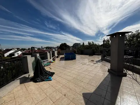 HERMOSO 2 AMB CON TERRAZA