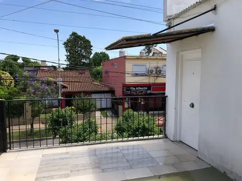 Depto Tipo Casa en Venta de 6 ambientes