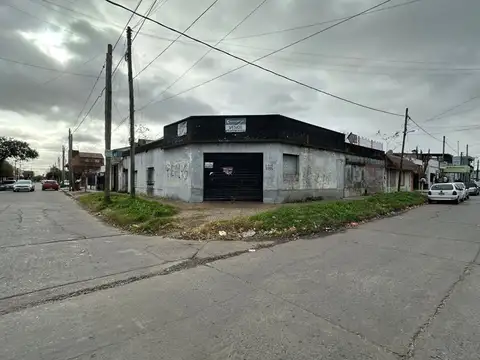 Galpón en venta de 351m2 ubicado en Quilmes Oeste