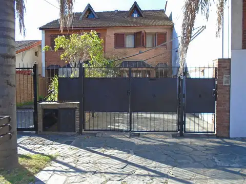 VENTA DÚPLEX 5 AMBIENTES EN OLIVOS