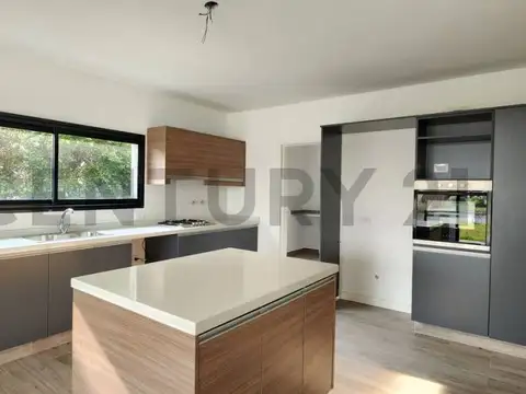 Casa en Venta en San Matias, USD 445.000