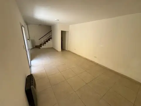 Depto Tipo Casa en Venta 12 años