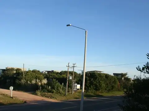 Ruta 10 esquina Las Almejas