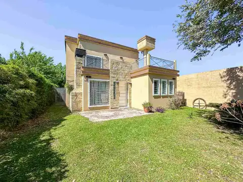 Casa 4 ambientes en Venta en Cañuelas con pileta