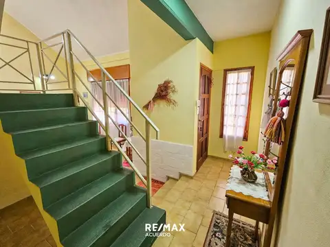 CASA TRES DORMITORIOS EN VENTA APTA CREDITO